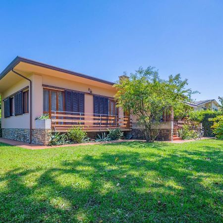 Holiday Home Donatella By Interhome Marina di Pietrasanta Εξωτερικό φωτογραφία